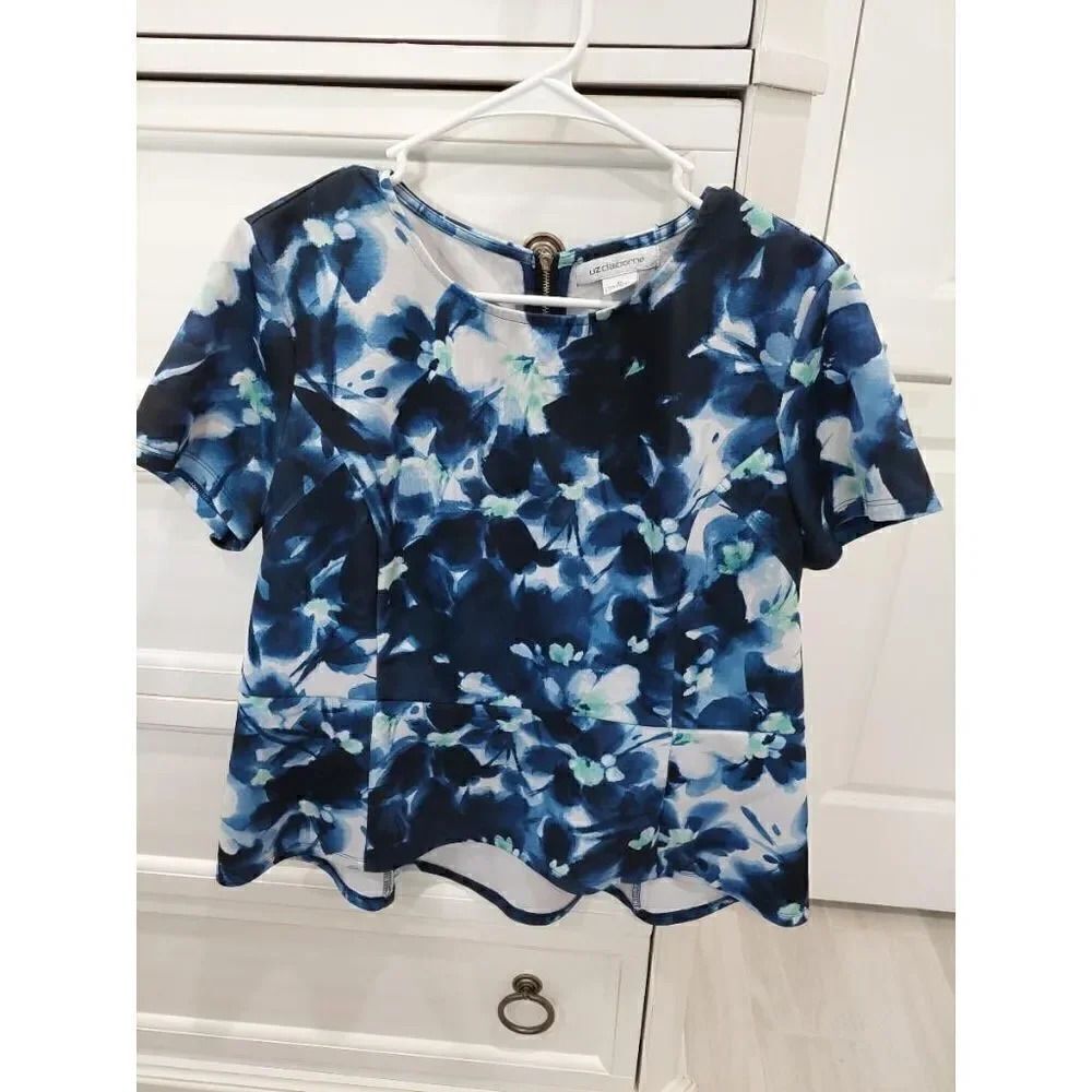 Liz Claiborne Blue White Floral Peplum Blouse